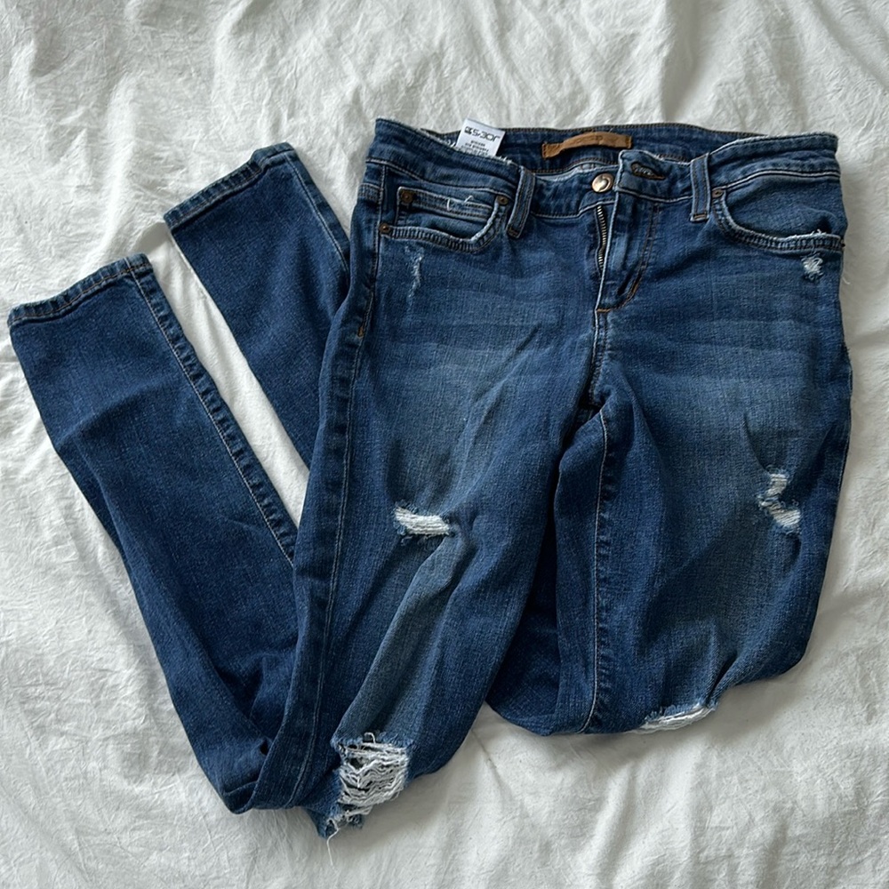 Mid/slightly low rise Joes jeans